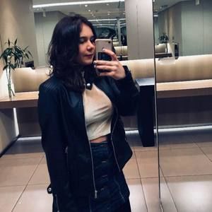 Meet your Posher, Natália